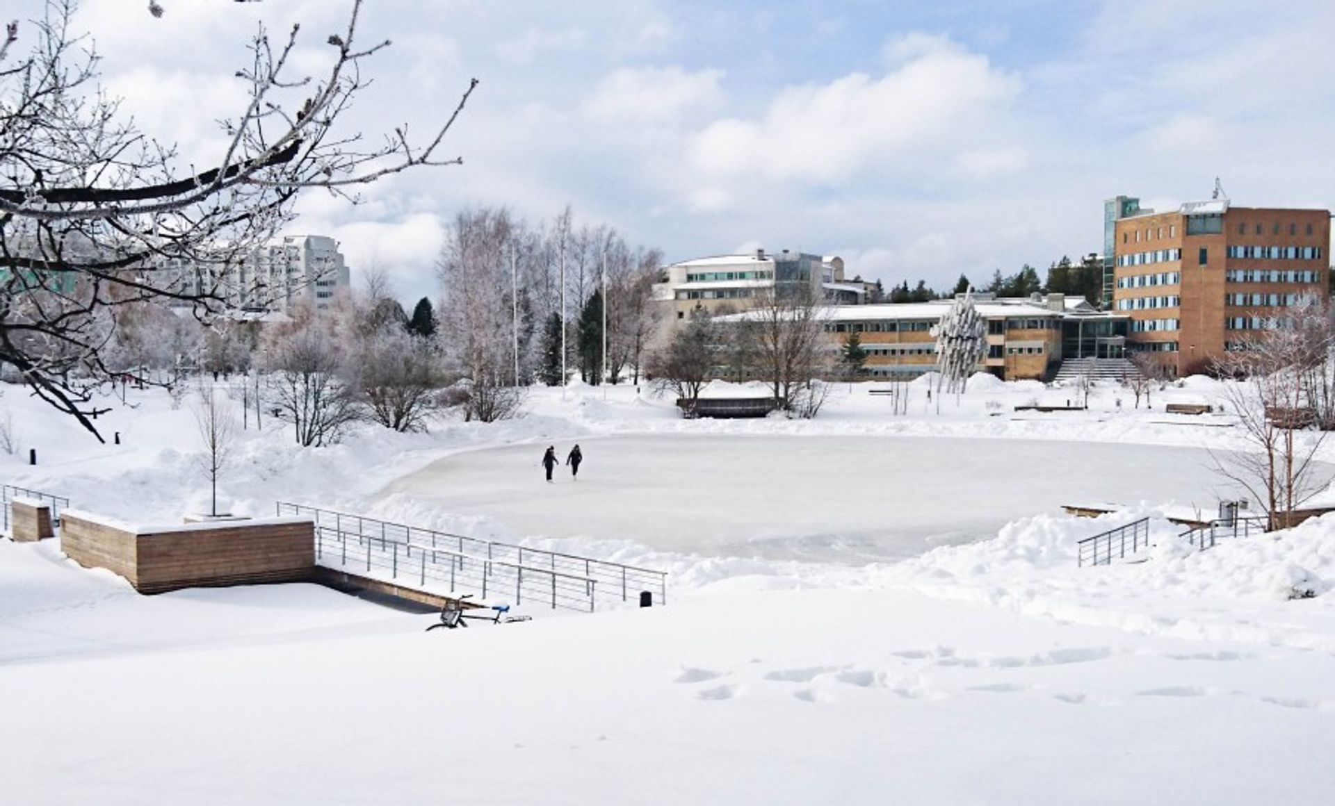 Ice skating in front of Umeå University