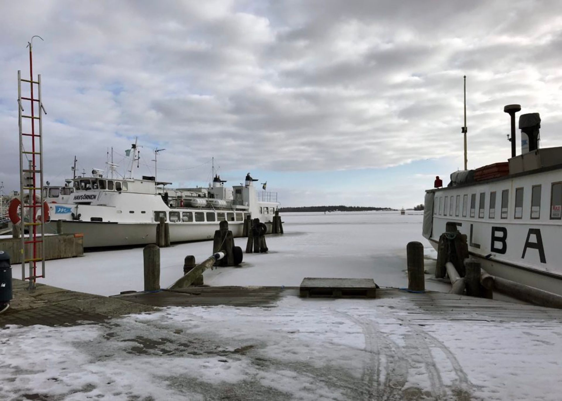 Lake Mälaren in the winter