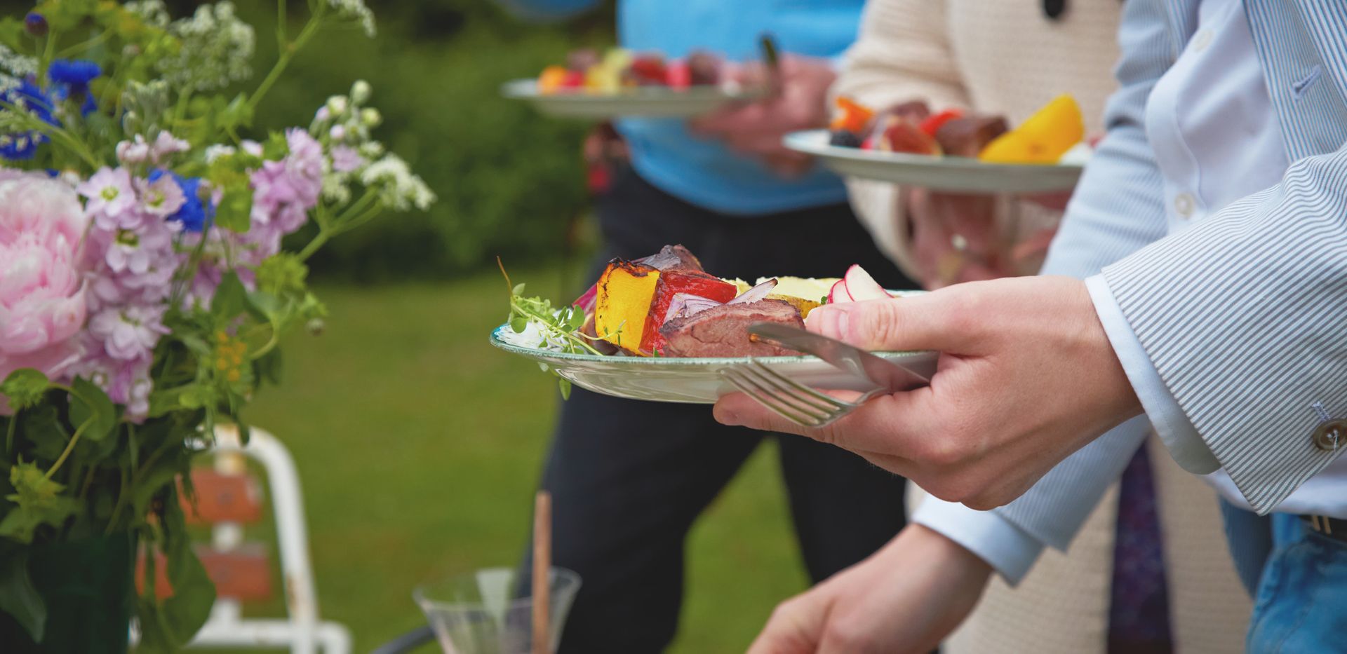 Feast in the summer (Source: Carolina Romare/imagebank.sweden.se)