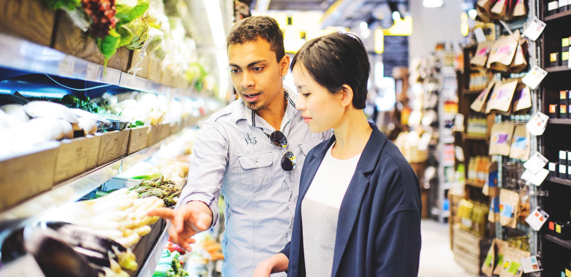 Shopping for food (Source: Simon Paulin/imagebank.sweden.se)