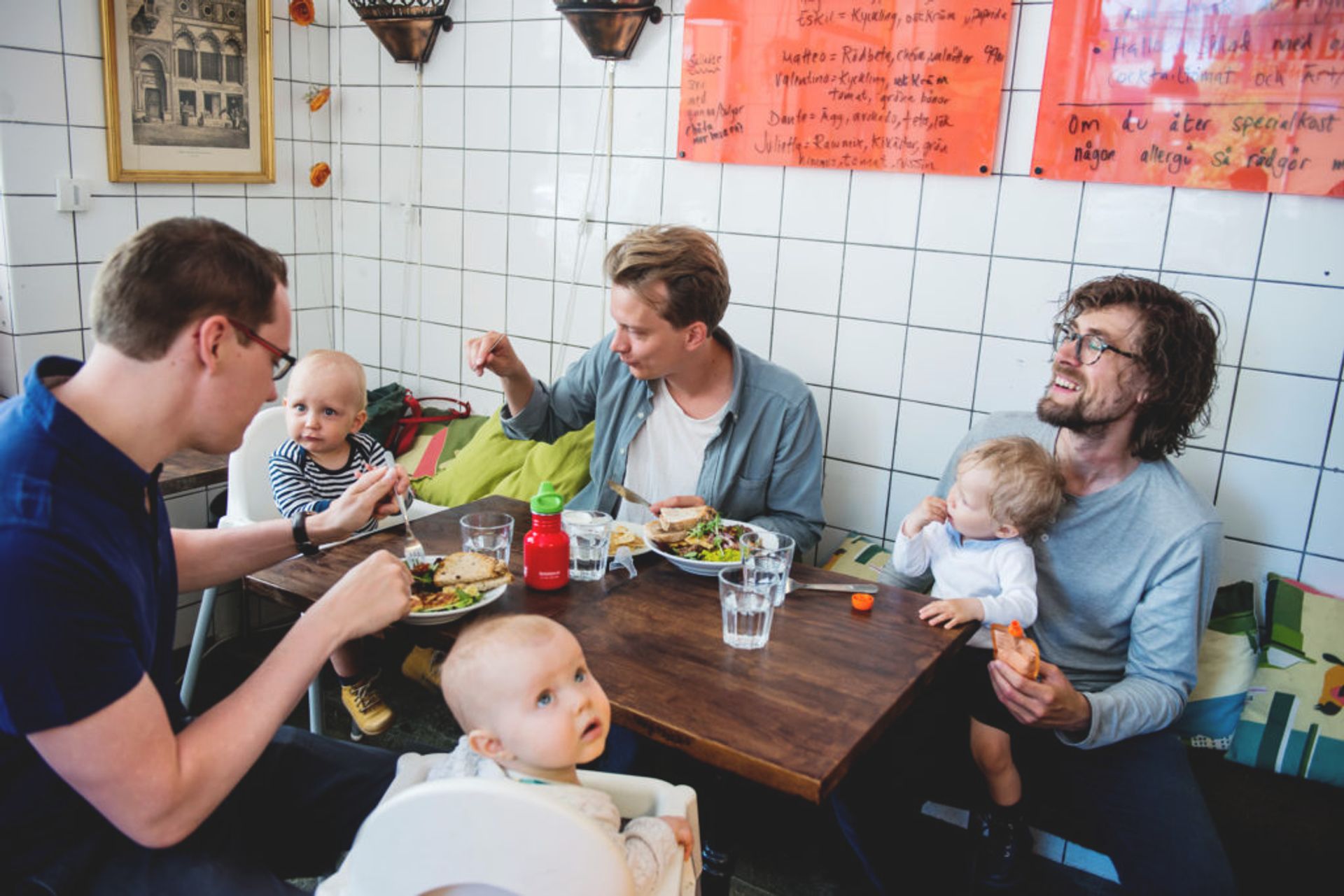 Dads and babies over fika 