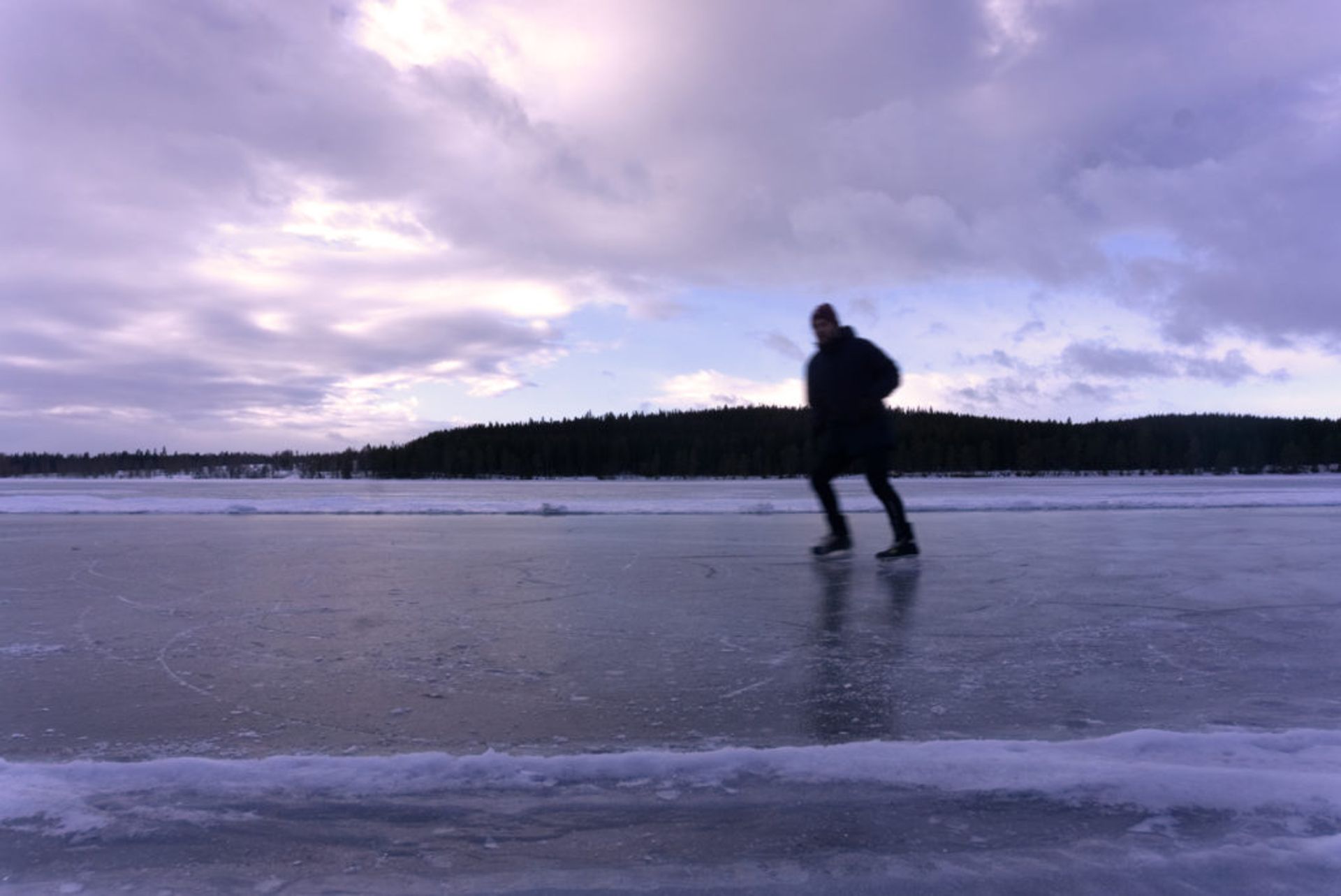 Doug zooming around on the frozen lake.