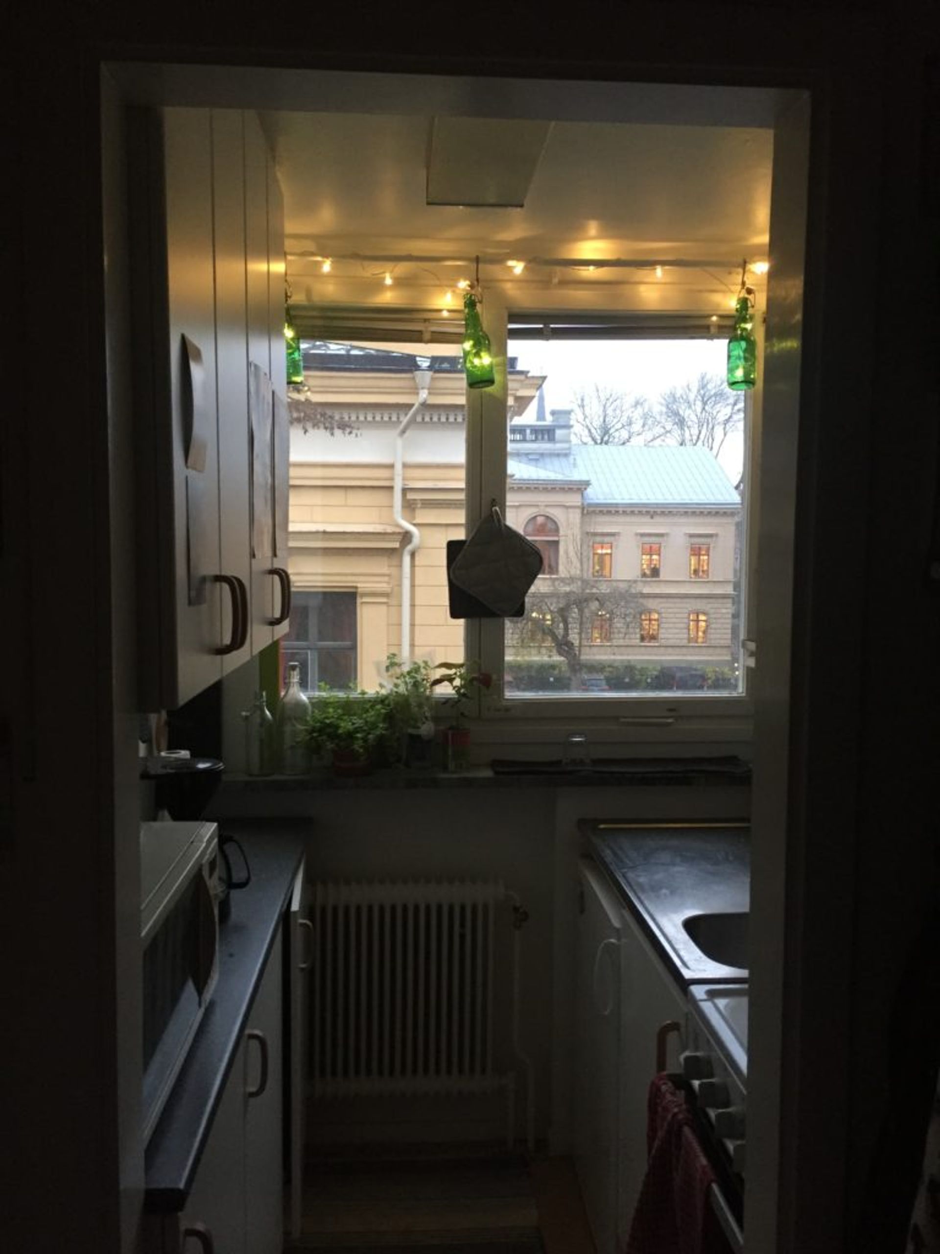 A very little student kitchen! / Photo credit: Emma