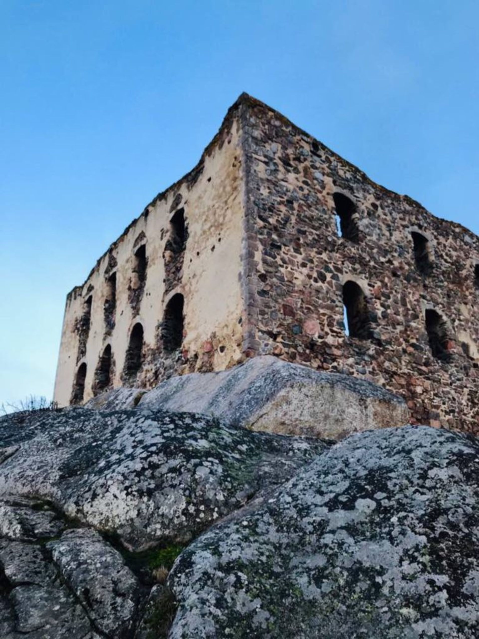 Close-up of a ruin.