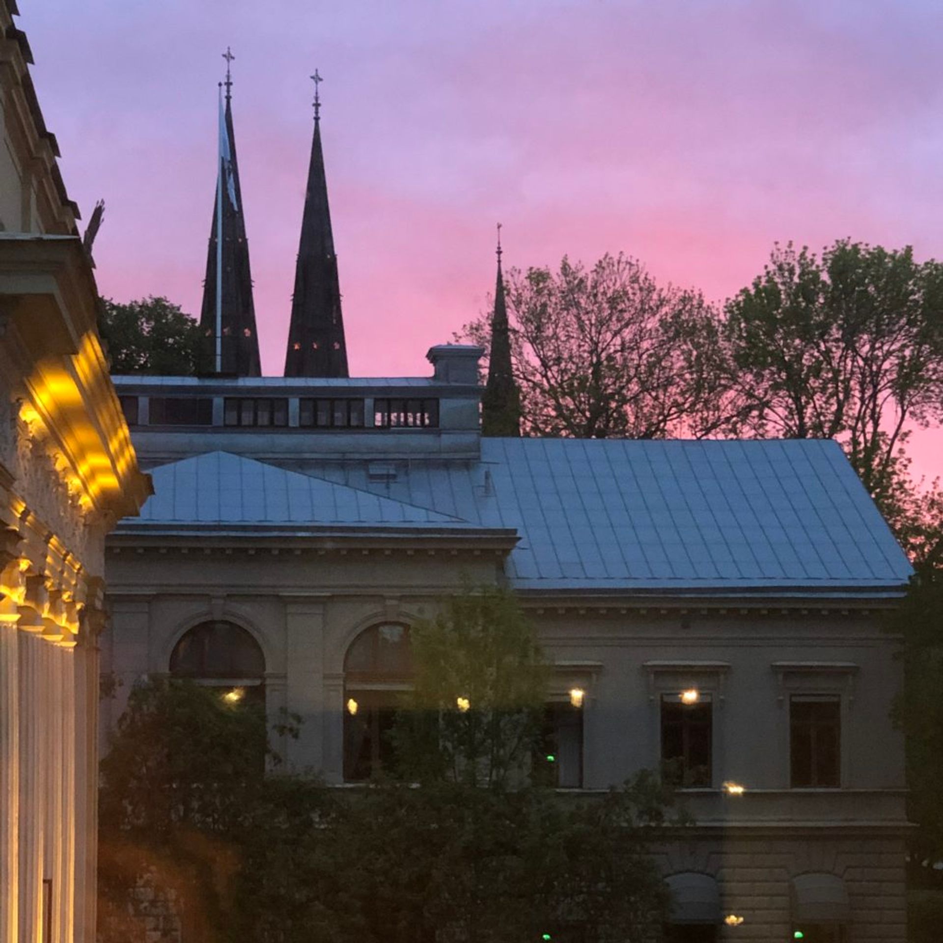 Sunset over a university building.