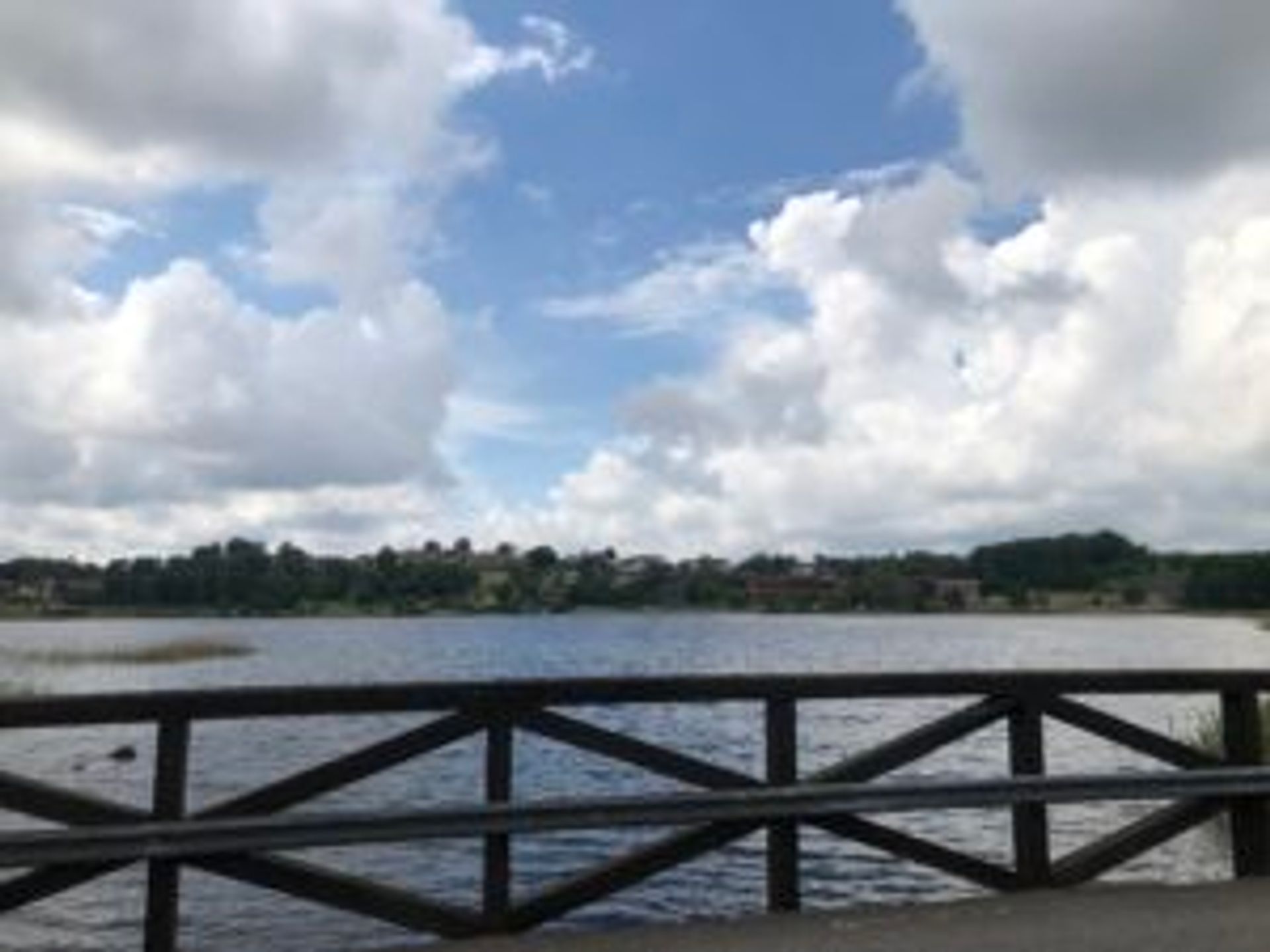 The lake beside Gunnebo House.