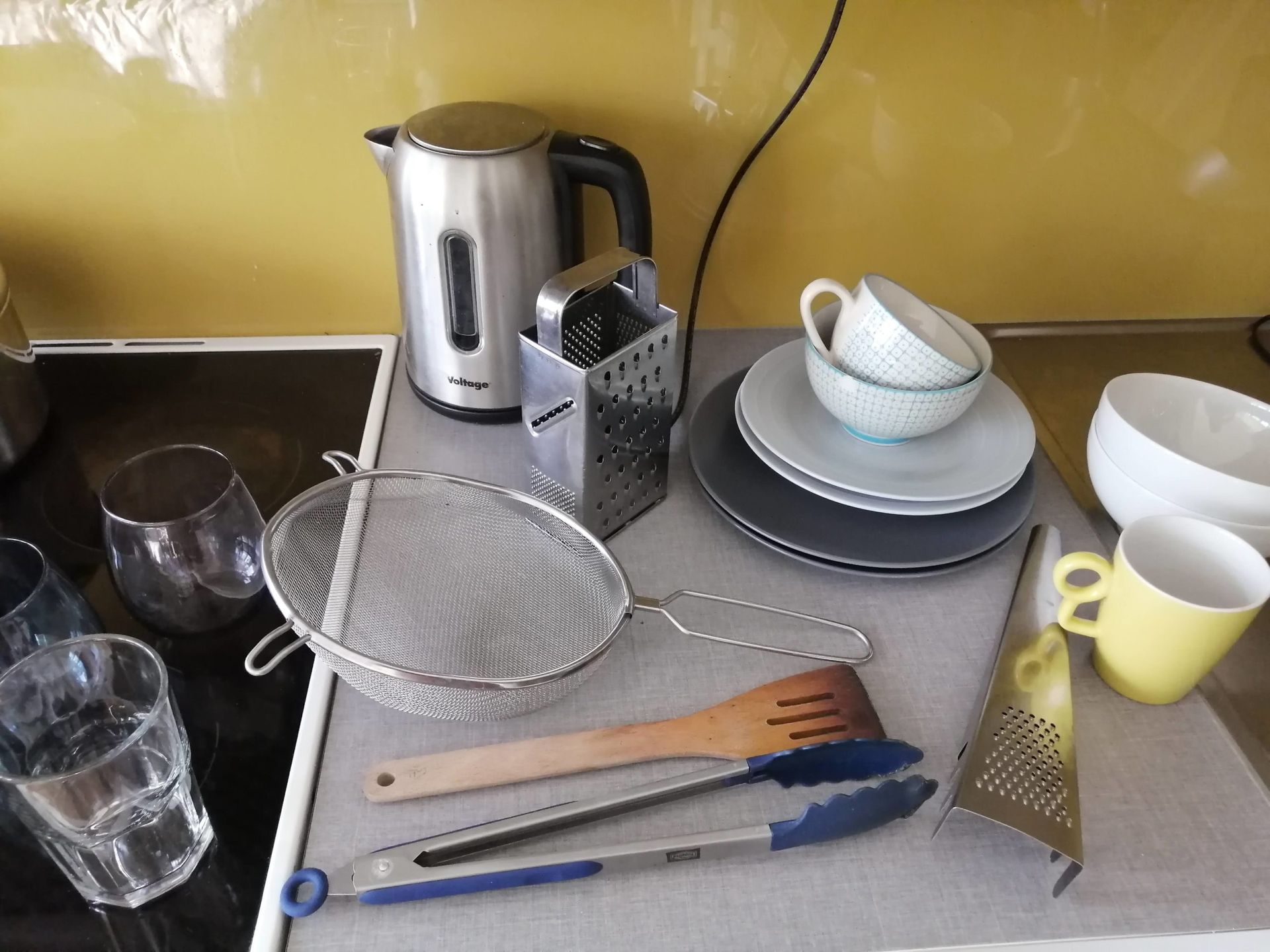 Kitchen utensils and crockery