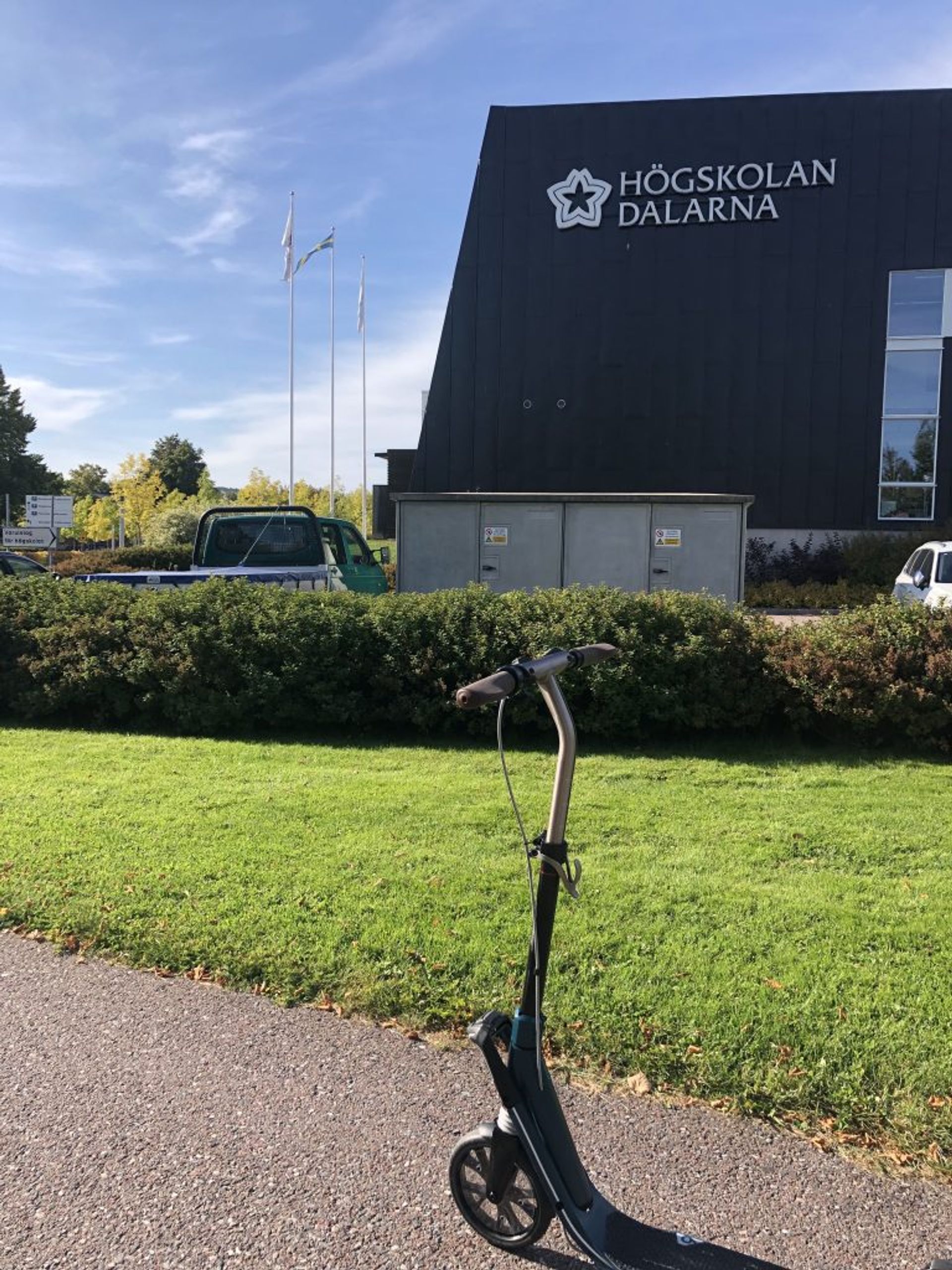 Scooter parked in front of Dalarna University, 