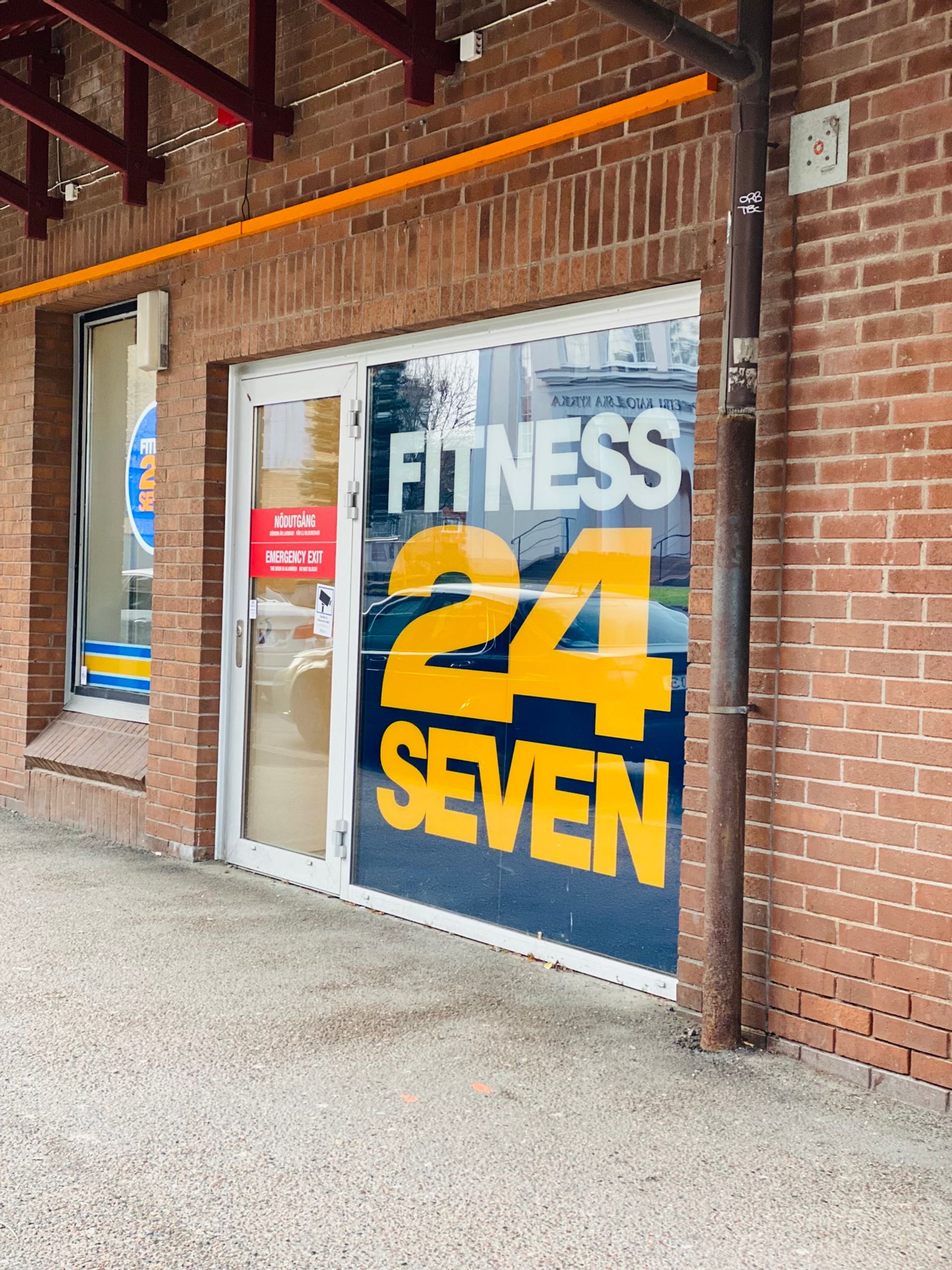 Gym entrance at Fitness24Seven where I had my gym experience