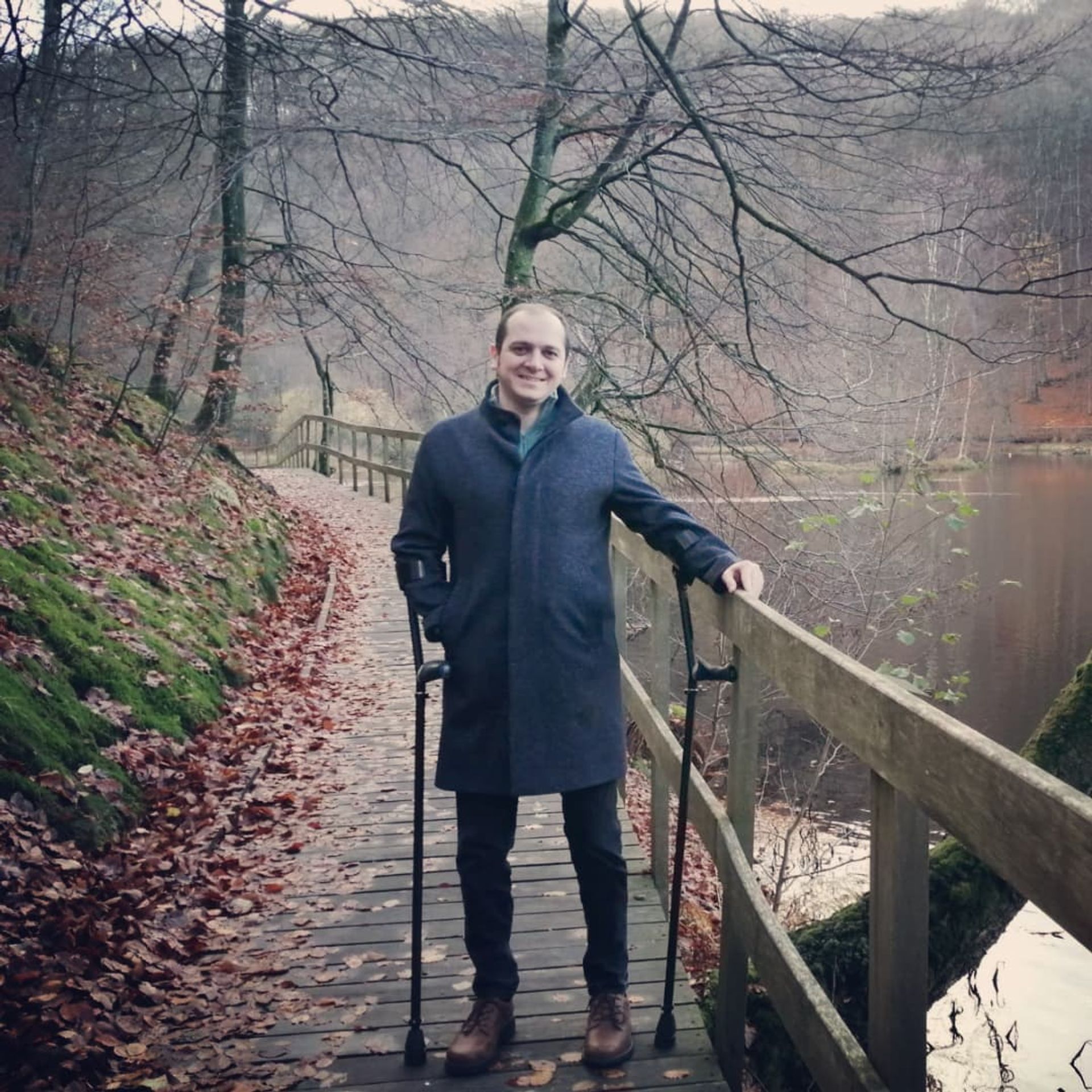 Picture of man by lake