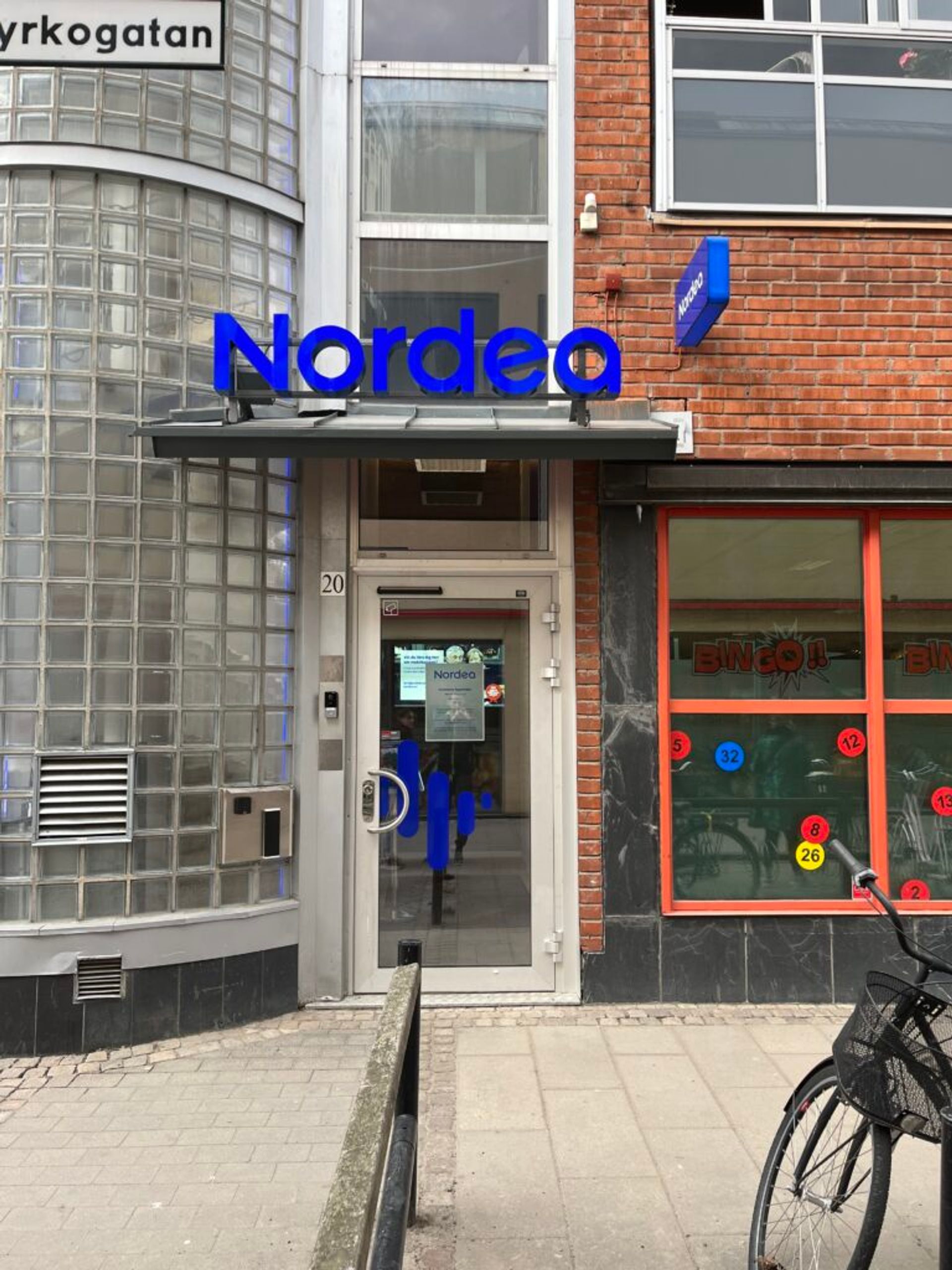 The entrance to Nordea Bank.