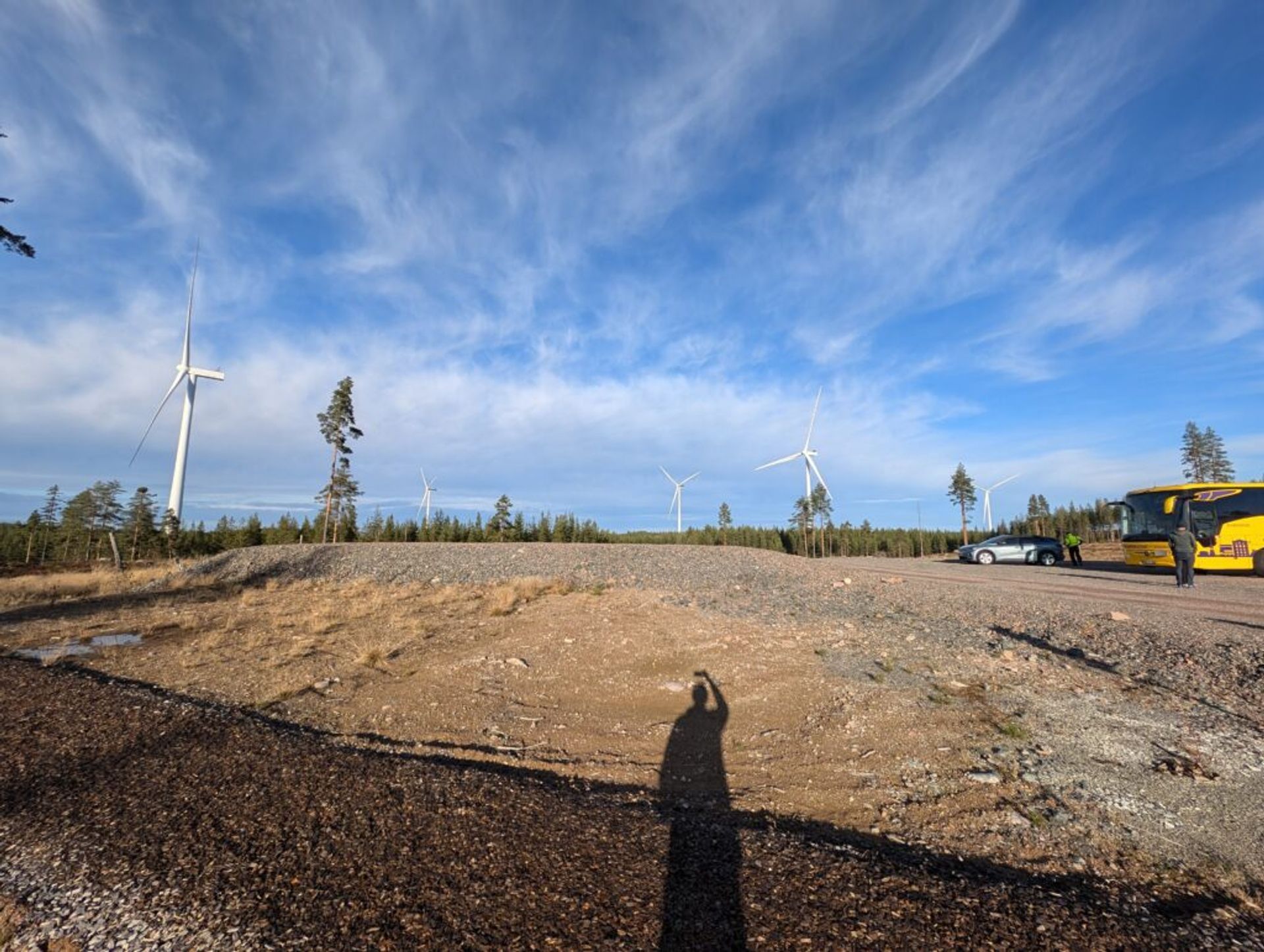 Picture of wind turbines at a wind farm on Joshua's field trip.