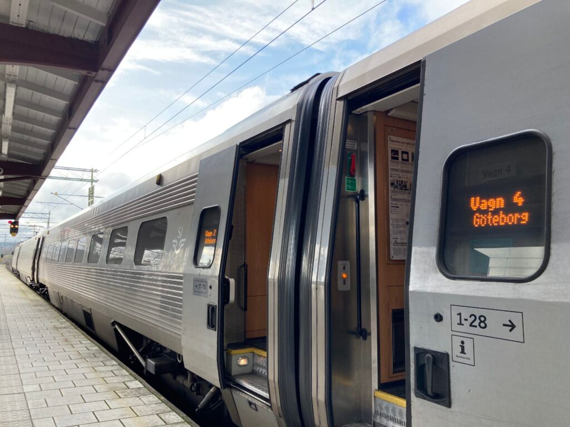 SJ train